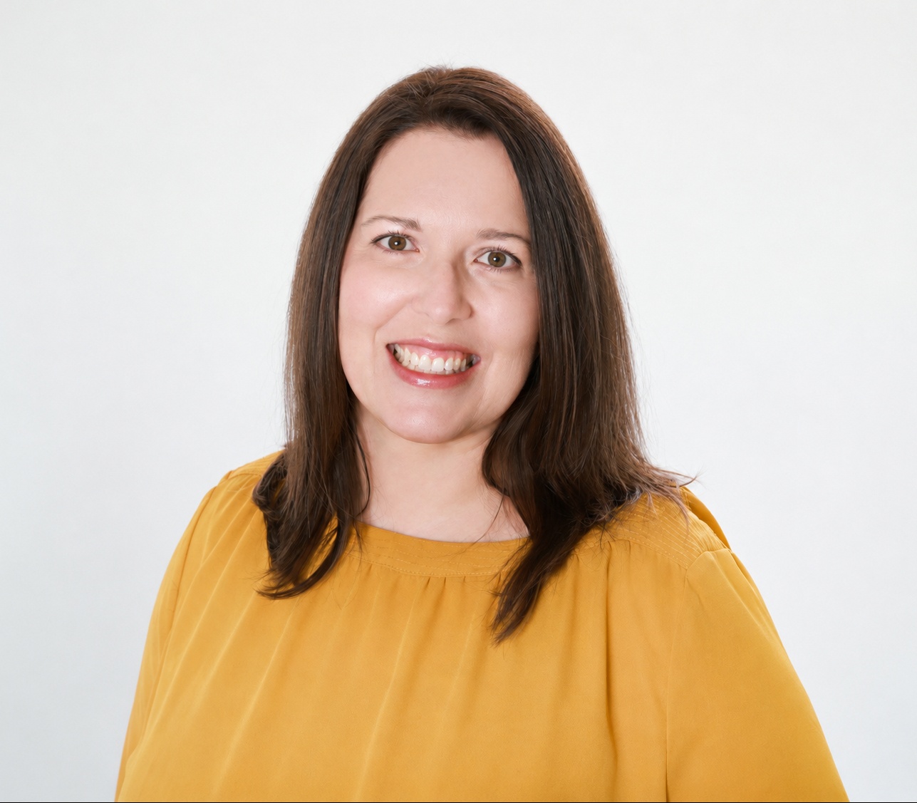 Ms. Lindsay Rakowski, File Reviewer